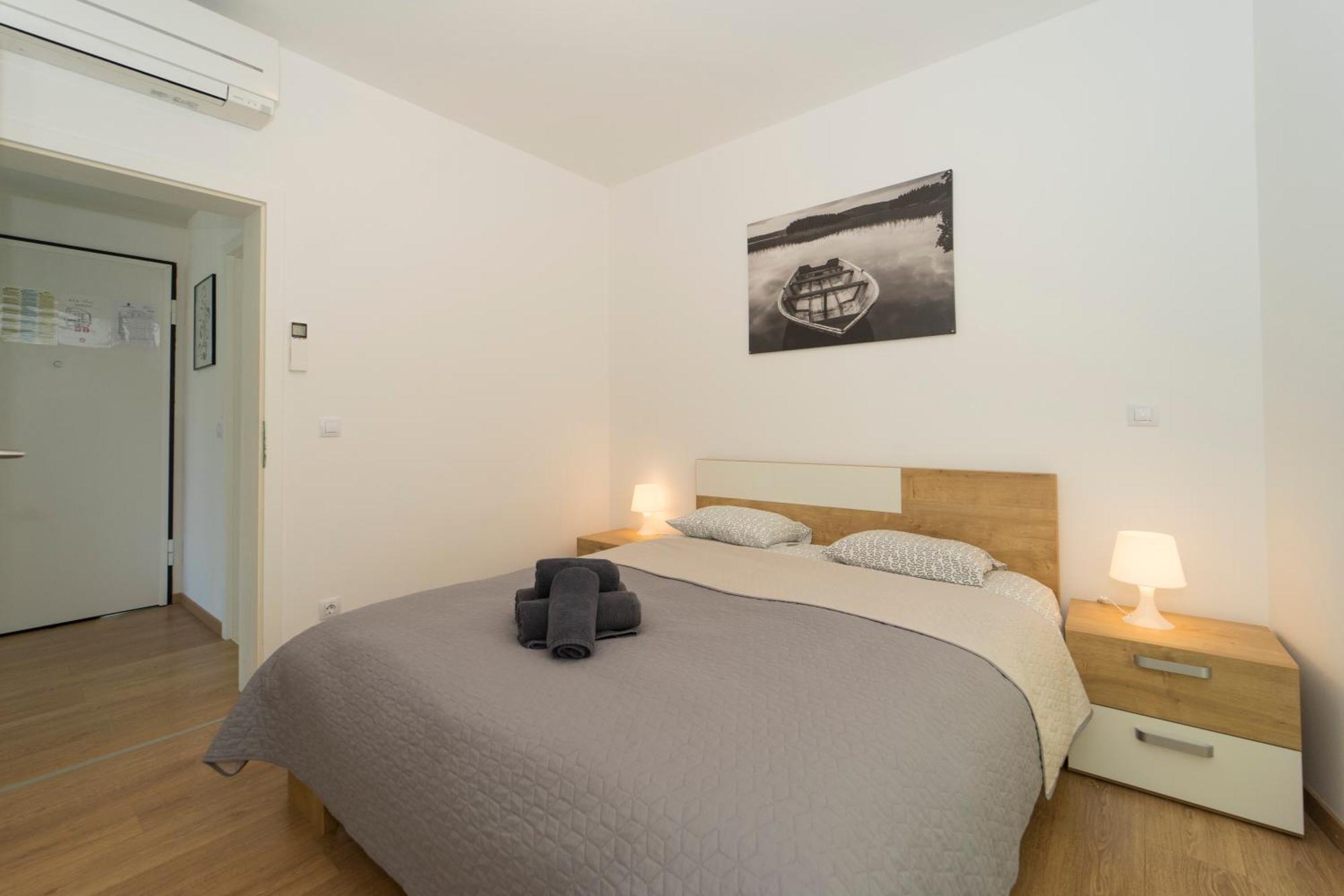 Apartment White Cloud